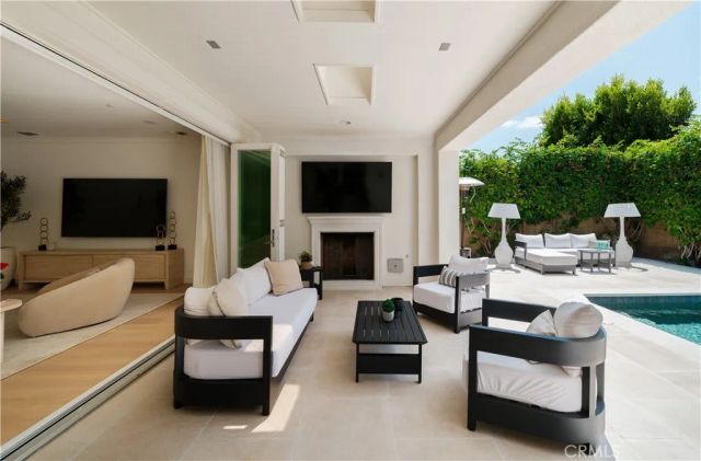 115 Cardinal, Irvine, CA 92618