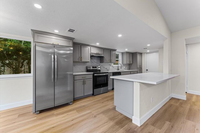3602 Brier Gardens Drive, Houston, TX 77082