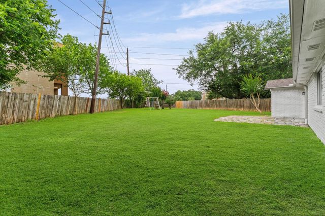 3602 Brier Gardens Drive, Houston, TX 77082