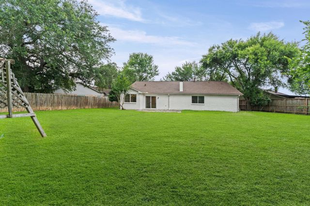 3602 Brier Gardens Drive, Houston, TX 77082