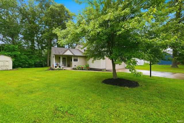 8003 Charnell Court, Fort Wayne, IN 46818