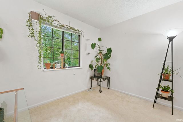 8003 Charnell Court, Fort Wayne, IN 46818