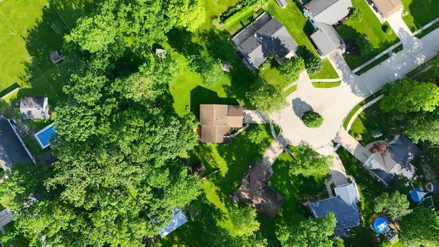 8003 Charnell Court, Fort Wayne, IN 46818