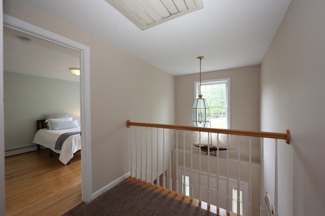 19 Burgess Drive, Litchfield, NH 03052