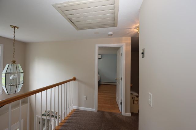 19 Burgess Drive, Litchfield, NH 03052