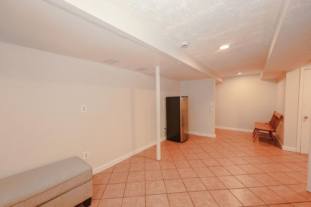 19 Burgess Drive, Litchfield, NH 03052