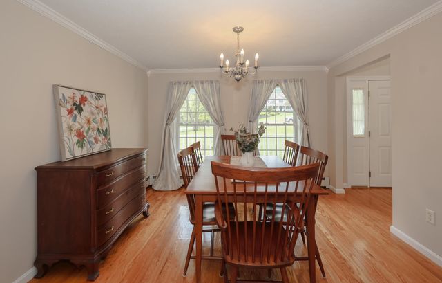 19 Burgess Drive, Litchfield, NH 03052
