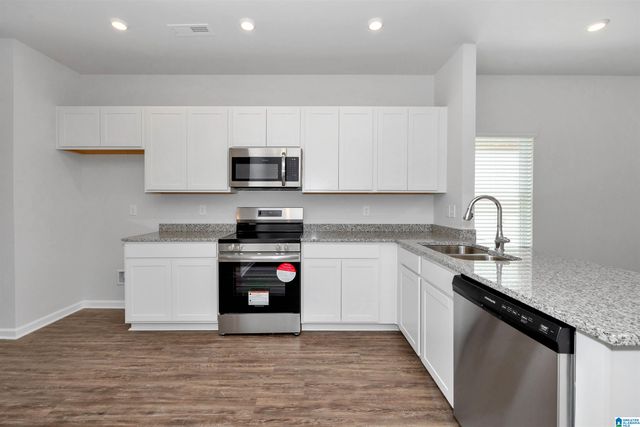 5388 TAILWINDS DRIVE, Bessemer, AL 35022