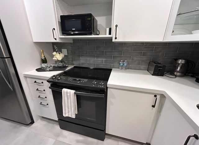 1211 NE 15TH Avenue 2, Fort Lauderdale, FL 33304