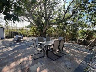 1211 NE 15TH Avenue 2, Fort Lauderdale, FL 33304