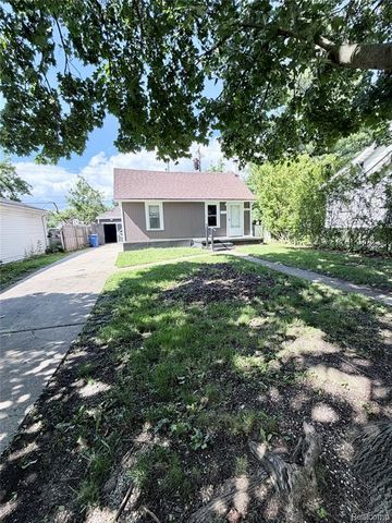 8661 Dodge Avenue, Warren, MI 48089