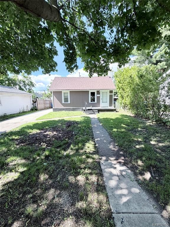 8661 Dodge Avenue, Warren, MI 48089