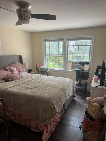 71 Mystic St 11, Methuen, MA 01844