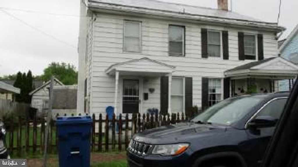 45 W DAHLGREN STREET, Greencastle, PA 17225