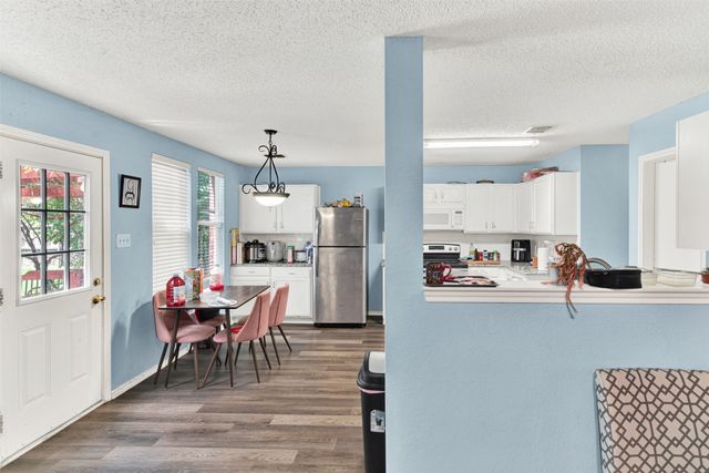 2029 W Grove Lane, Grand Prairie, TX 75052