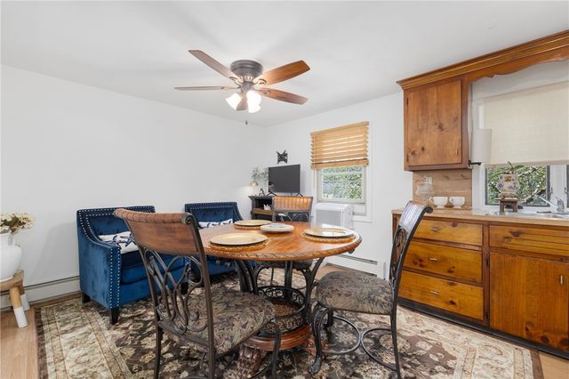 45 E Street, Bristol, RI 02809