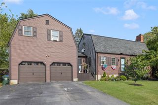 45 E Street, Bristol, RI 02809