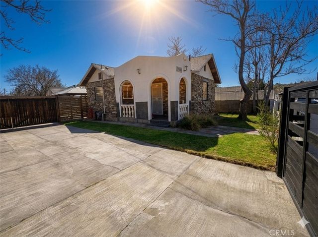 15763 Cottonwood, Victorville, CA 92395