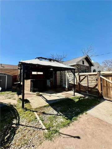 15763 Cottonwood, Victorville, CA 92395