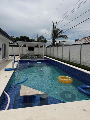 7525 Roosevelt St, Hollywood, FL 33024