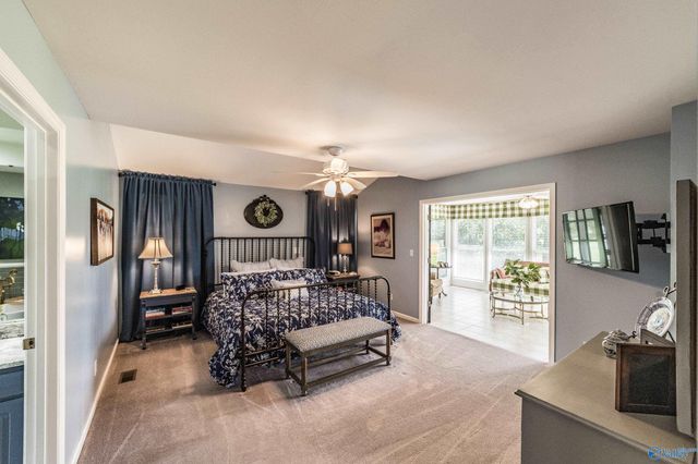 471 Plantation Pointe Road, Scottsboro, AL 35768