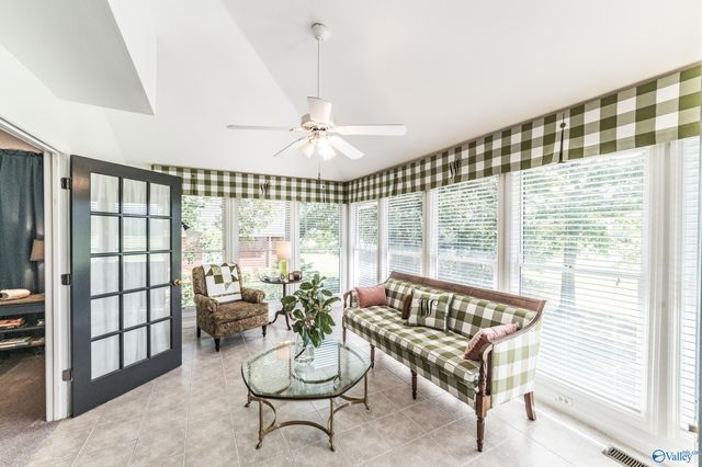 471 Plantation Pointe Road, Scottsboro, AL 35768