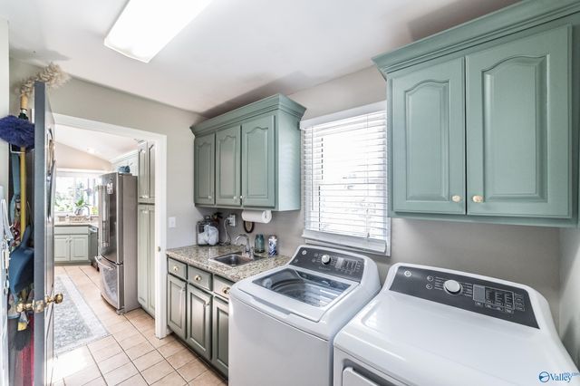 471 Plantation Pointe Road, Scottsboro, AL 35768