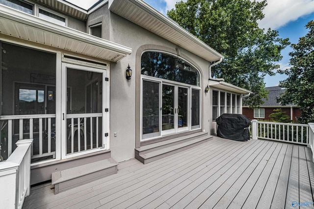 471 Plantation Pointe Road, Scottsboro, AL 35768