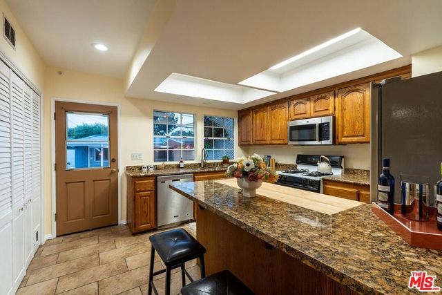 2724 W 157th Street, Gardena, CA 90249