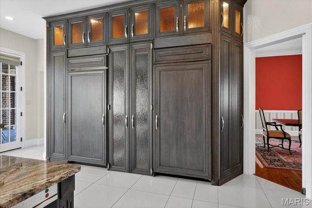 9998 Litzsinger Road, Ladue, MO 63124