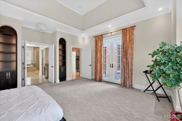 9998 Litzsinger Road, Ladue, MO 63124