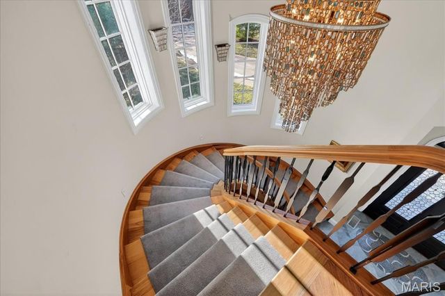 9998 Litzsinger Road, Ladue, MO 63124