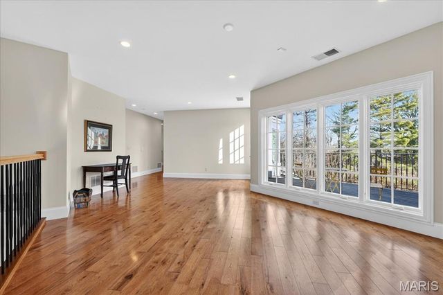 9998 Litzsinger Road, Ladue, MO 63124