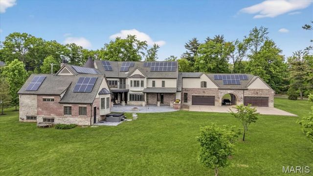 9998 Litzsinger Road, Ladue, MO 63124