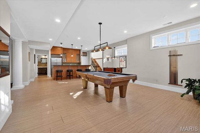 9998 Litzsinger Road, Ladue, MO 63124