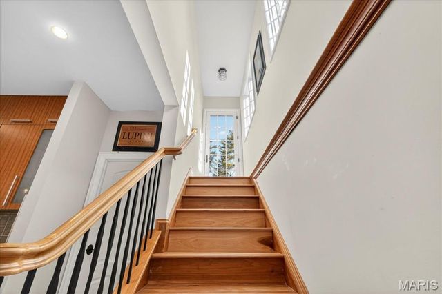 9998 Litzsinger Road, Ladue, MO 63124