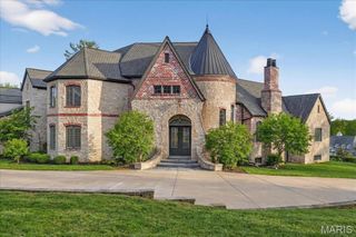9998 Litzsinger Road, Ladue, MO 63124