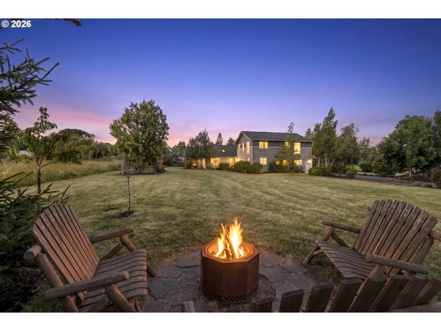 2043 Ne CHEHALEM Dr, Newberg, OR 97132