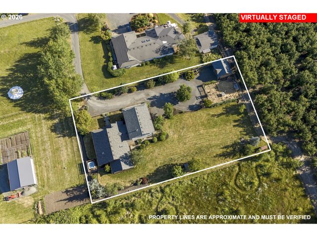 2043 Ne CHEHALEM Dr, Newberg, OR 97132