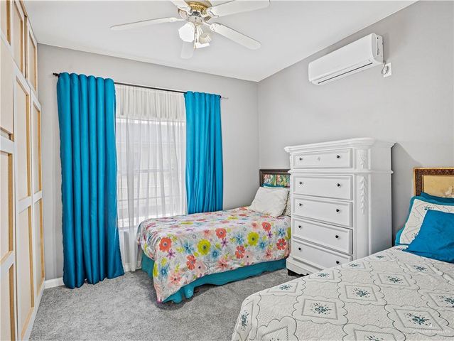 124 E Ester Street, Edcouch, TX 78538