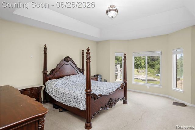 2651 Erma Drive, Utica, MI 48317