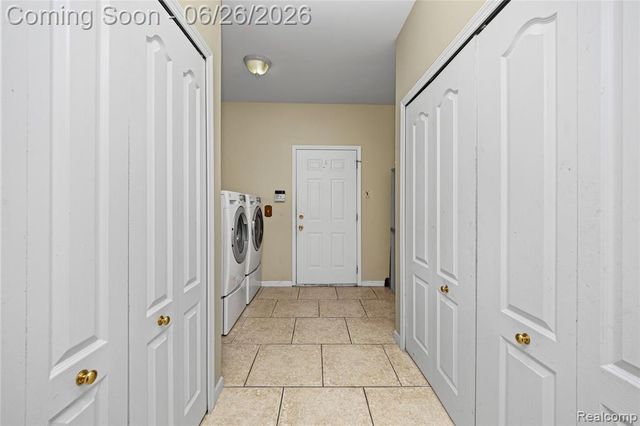 2651 Erma Drive, Utica, MI 48317