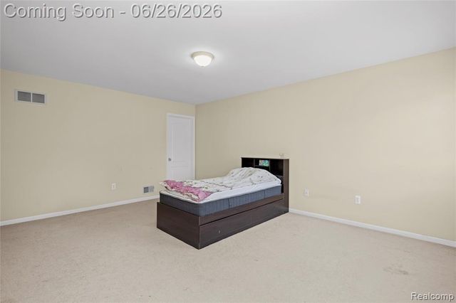 2651 Erma Drive, Utica, MI 48317