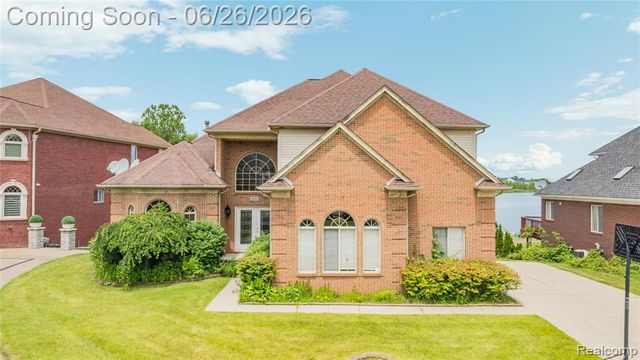 2651 Erma Drive, Utica, MI 48317