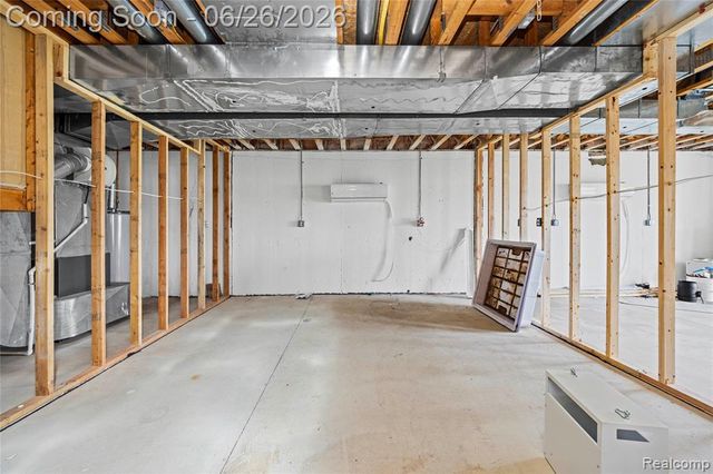 2651 Erma Drive, Utica, MI 48317