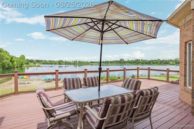 2651 Erma Drive, Utica, MI 48317