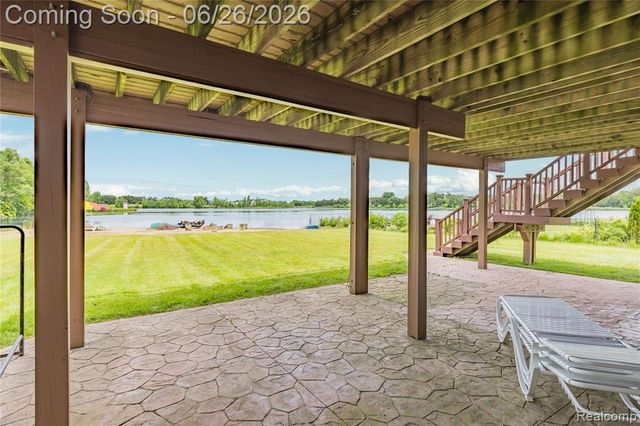 2651 Erma Drive, Utica, MI 48317