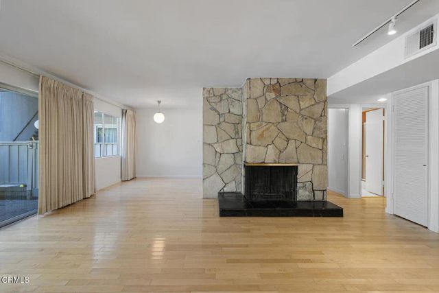 389 Cliff Drive 1, Pasadena, CA 91107