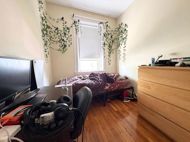 1645 Commonwealth Ave 1, Boston, MA 02135