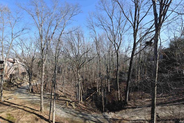 9479 S Pointe Lasalles Drive, Bloomington, IN 47401